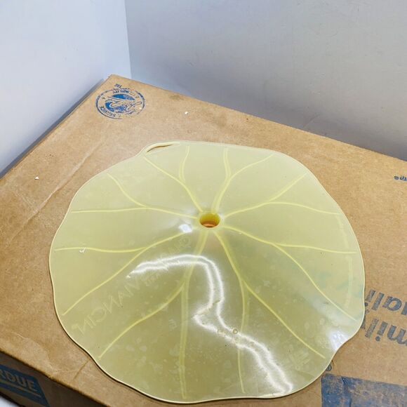 Charles Viancin Paris Silicone Handled Vintage Lily-Pad Design 10” Food Cover - Picture 3 of 9